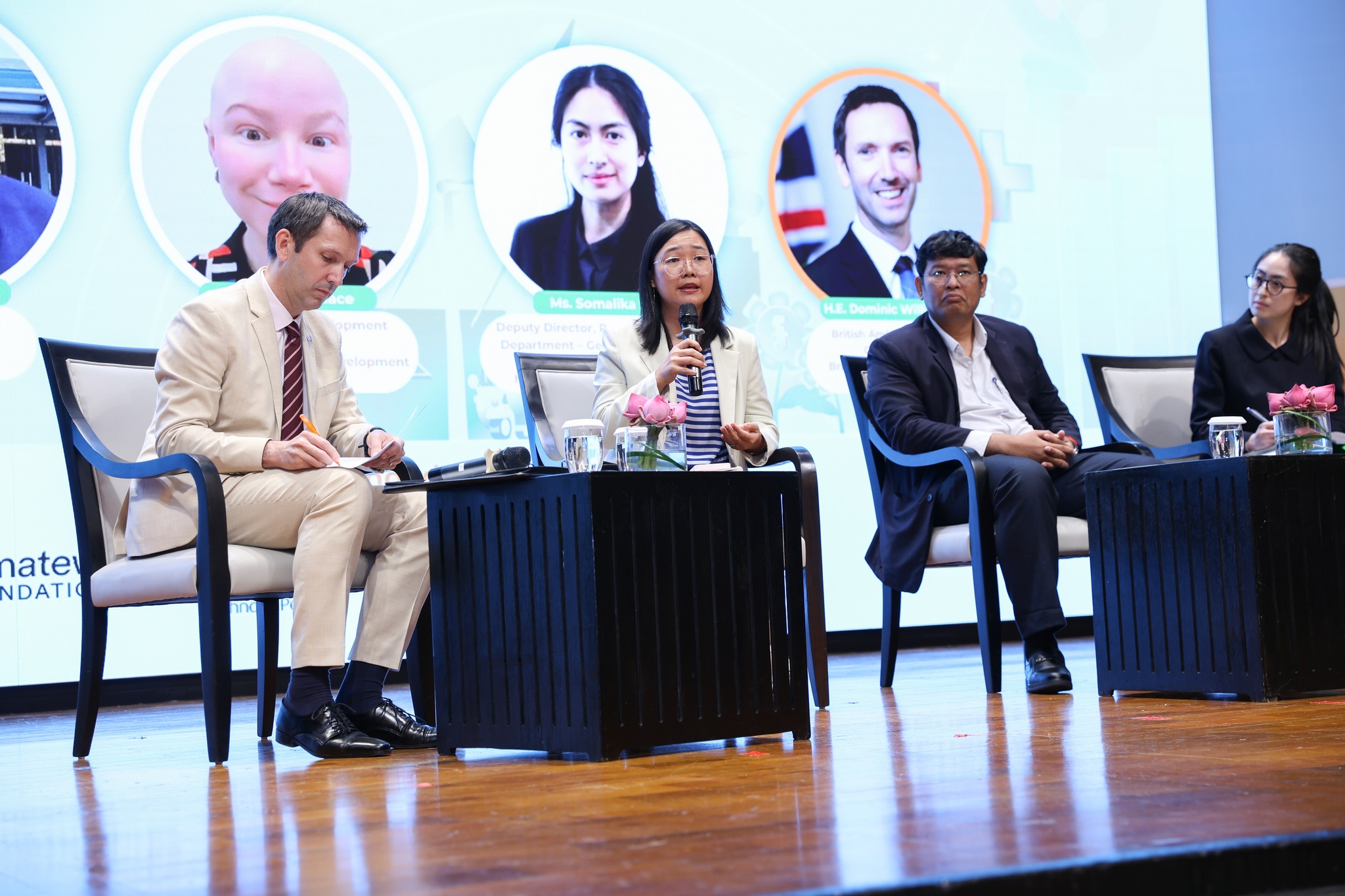 អូស្ត្រាលី និងកម្ពុជា សហការគ្នាដើម្បីអនាគតថាមពលស្អាត