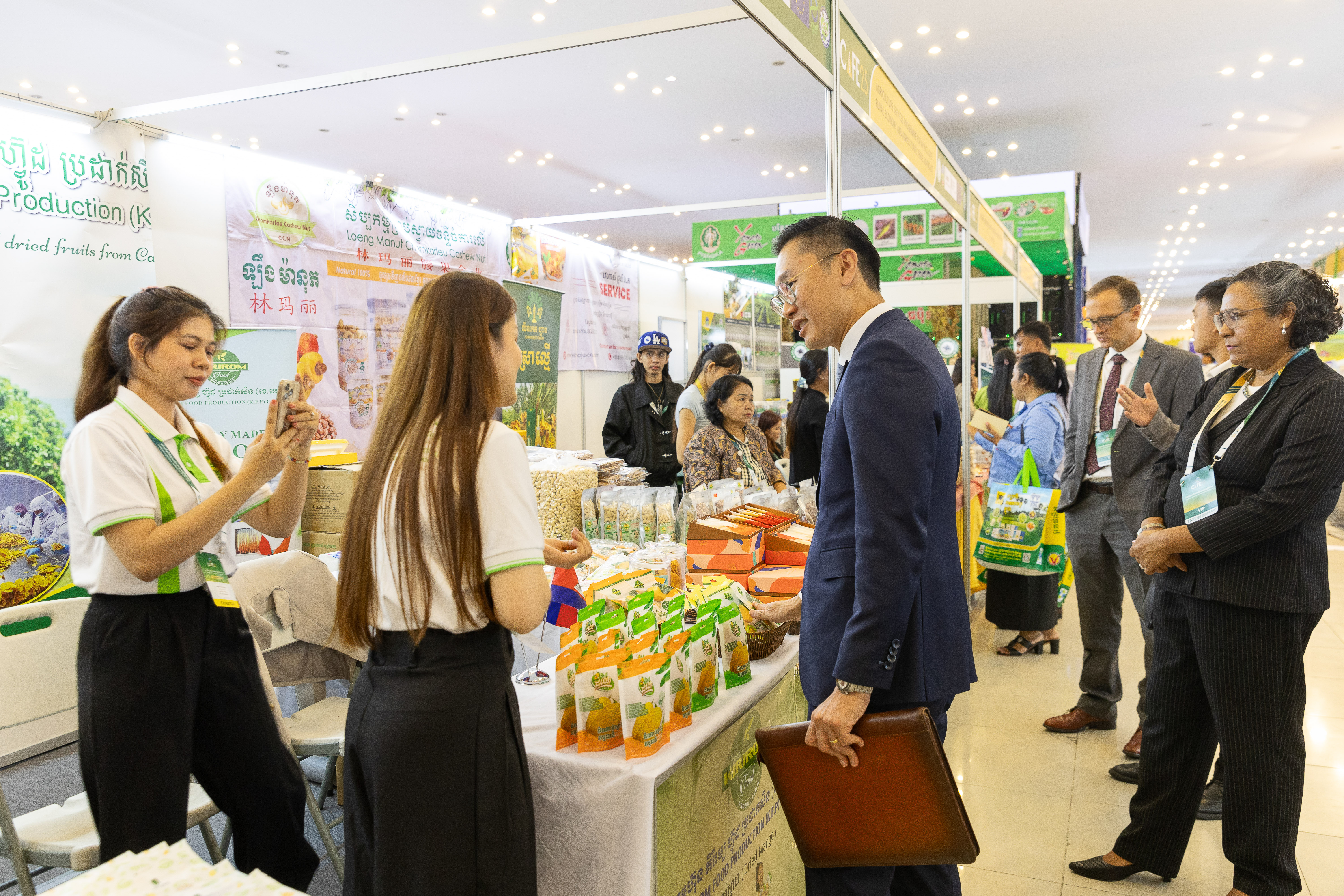 អូស្រ្តាលីគាំទ្រការអភិវឌ្ឍវិស័យកសិកម្មកម្ពុជាឱ្យរីកចម្រើន និងជឿនលឿនទៅមុខ