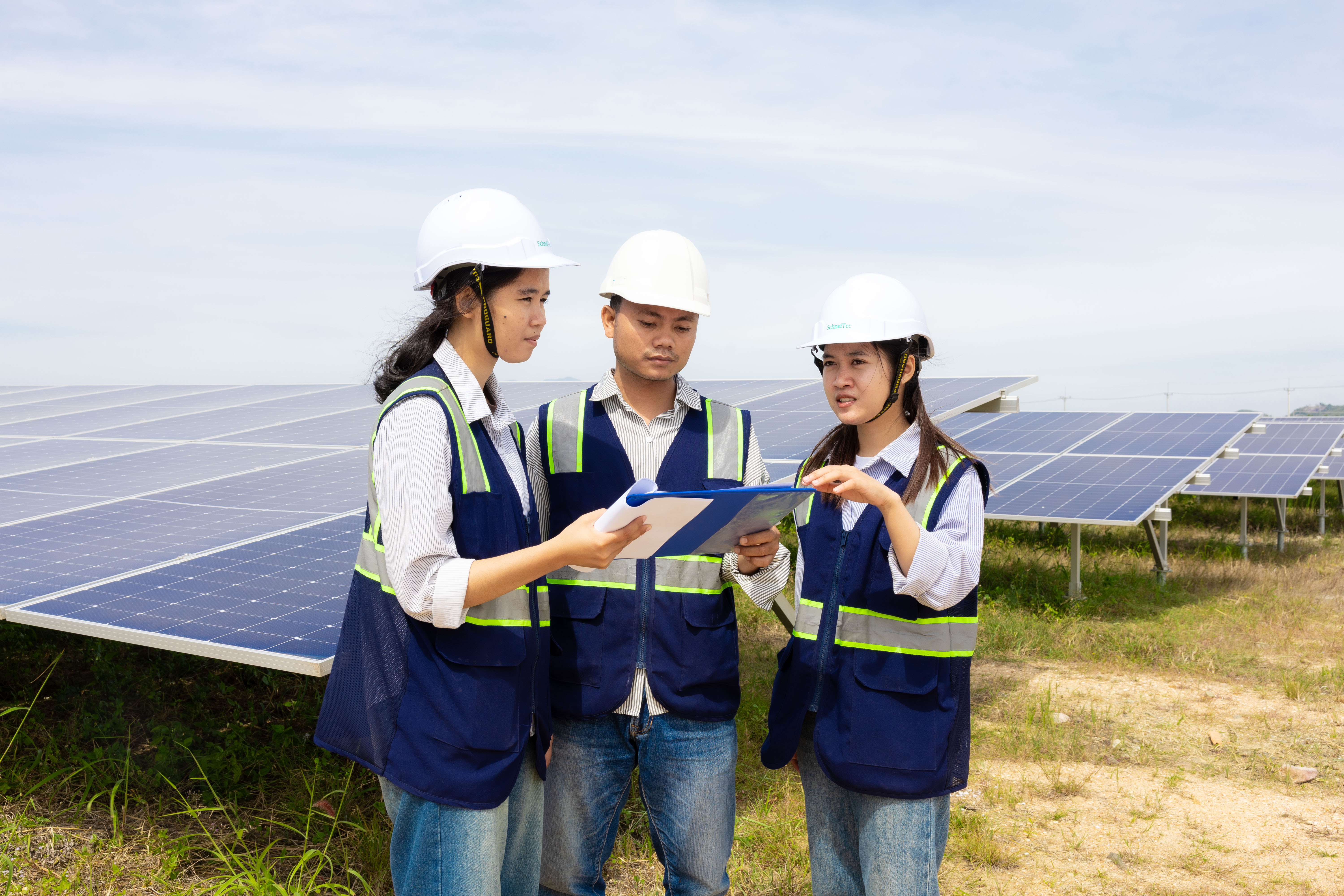 Australia backs new job opportunities for Cambodian women